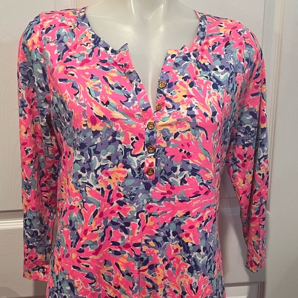 Lilly Pulitzer banyan long sleeve v neck t-shirt dress in coral crab print Med - Picture 3 of 6